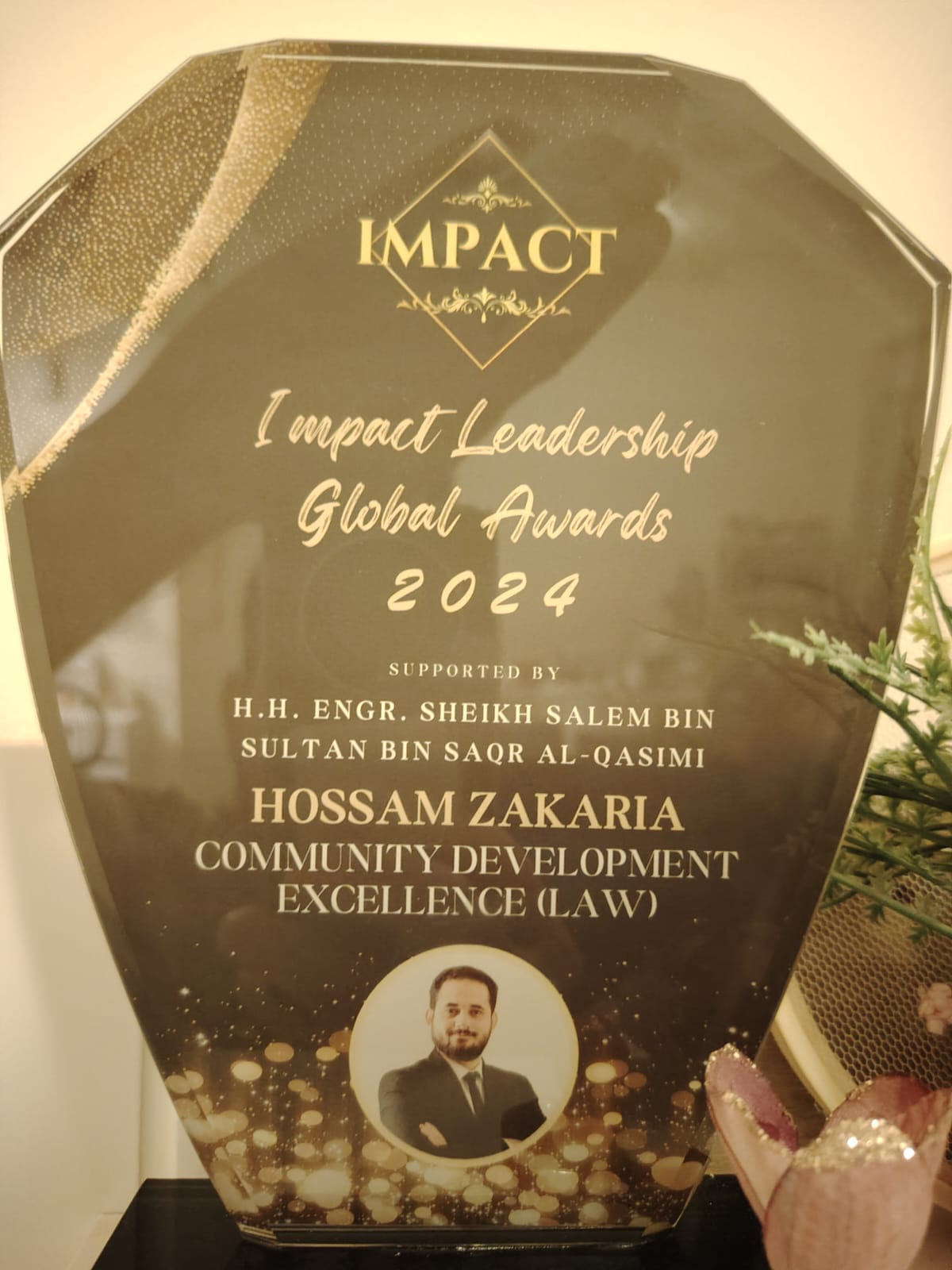 It is an award granted to a limited number of companies and institutions that rise in their specialized field to the best levels of quality, efficiency, and community service that benefits others in a society where everyone coexists to benefit each other. Therefore, our company received one of the rare honors among competing companies worldwide, being one of the best legal institutions for practicing the required leadership levels to improve the name of legal institutions.