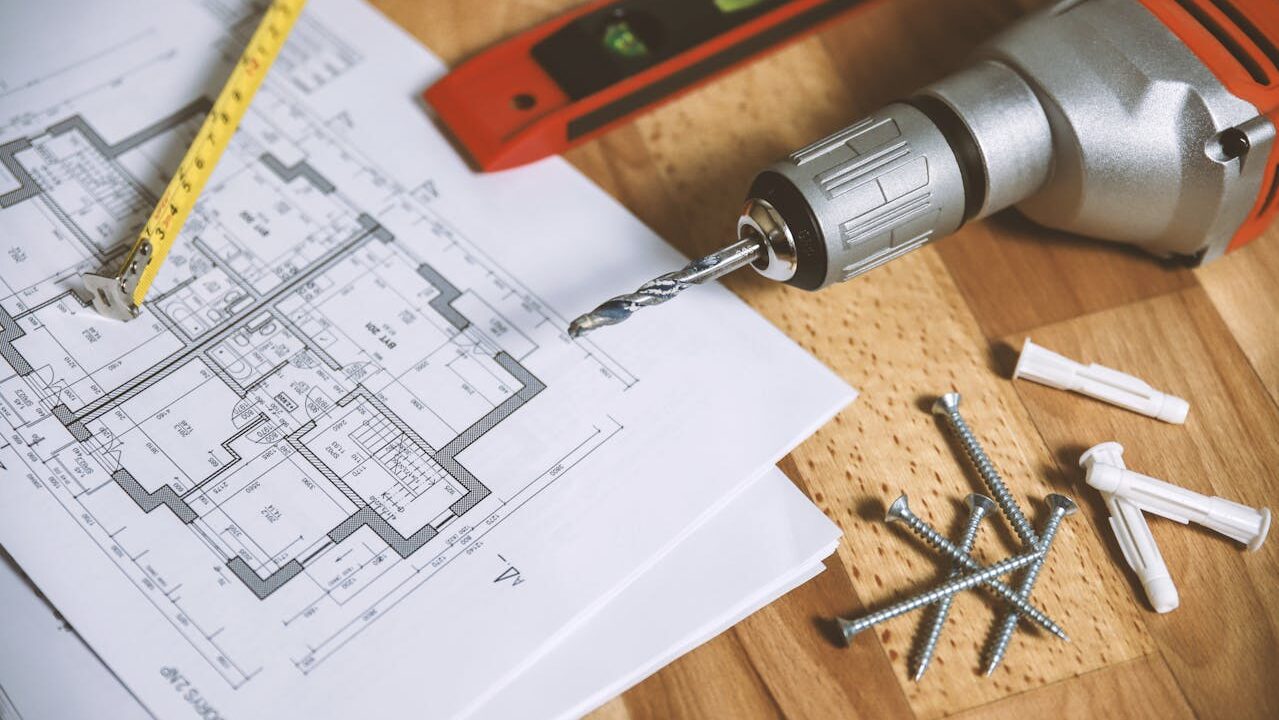 The Legalities of Construction Insurance in the UAE: Covering Your Bases